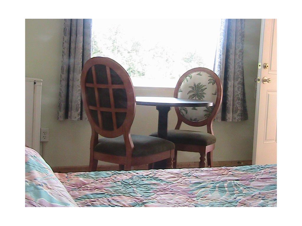 At Home Express Tangerine Inn De Land Bagian luar foto