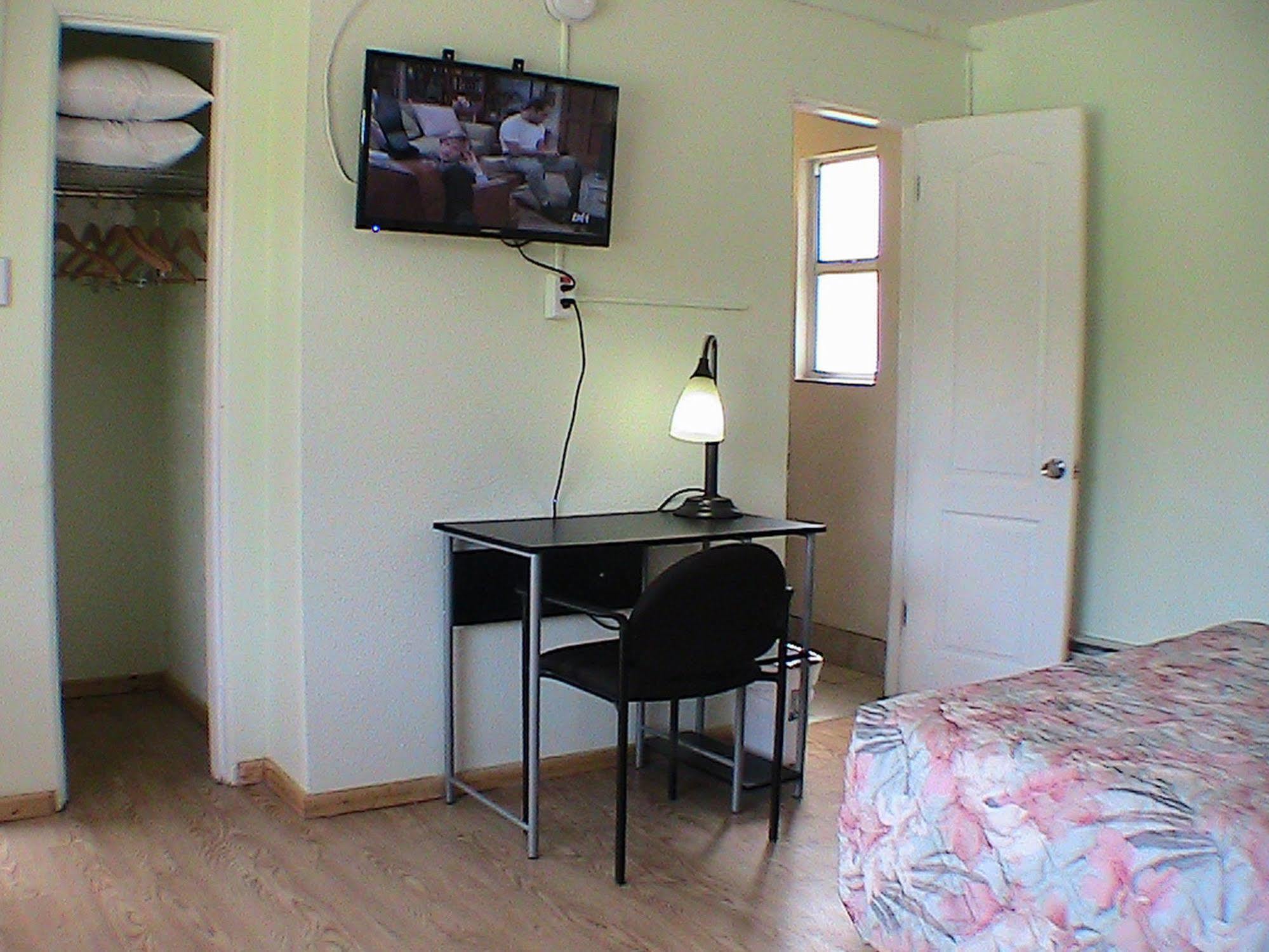 At Home Express Tangerine Inn De Land Bagian luar foto